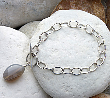 Sterling silver bracelet with grey agate
